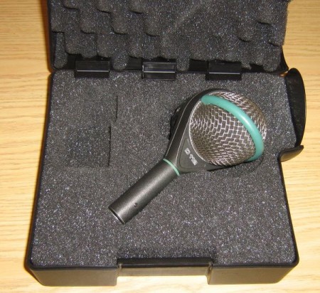Dynamický mikrofon AKG D 112